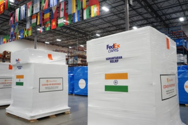 페텍스를 통해 미국 캘리포니아 주 산타 바바라에서 인도 콜카타의 의료 시설로 향하는 주요 의료 용품 및 개인 보호 장비