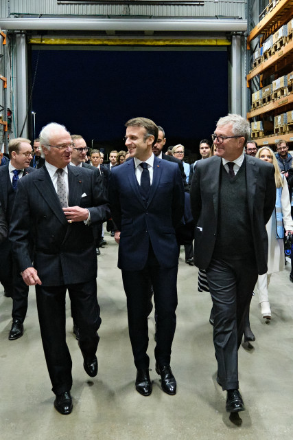 스웨덴의 칼 구스타프 16세 국왕과 프랑스의 에마뉘엘 마크롱 대통령을 호스팅하는 알파라발 톰 에릭손 CEO (한국알파라발 제공)